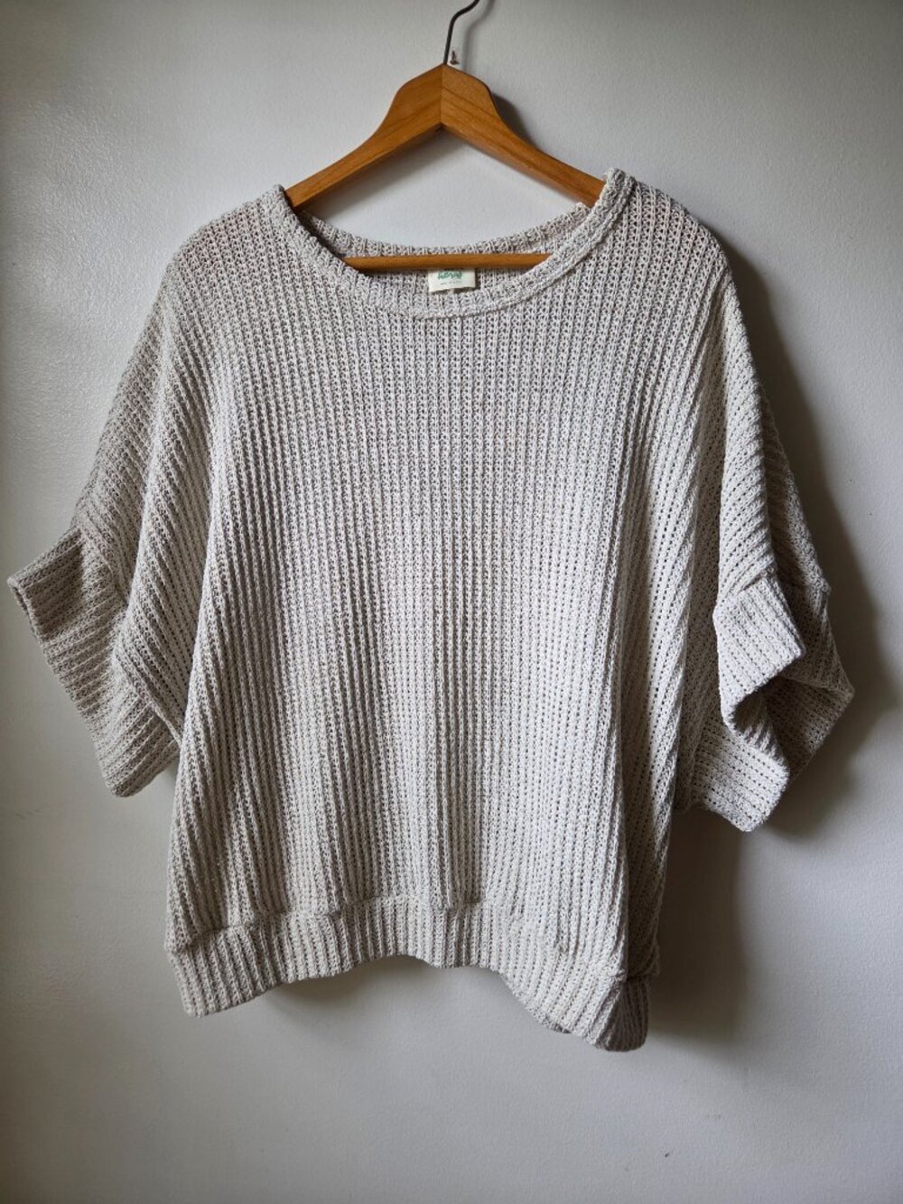 NEVER WORN BLUE BUTTERCUP BONE WHITE SWEATER TOP SIZE SMALL OVERSIZED